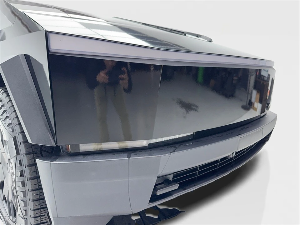 2024 Tesla Cybertruck - Image 3 of 12