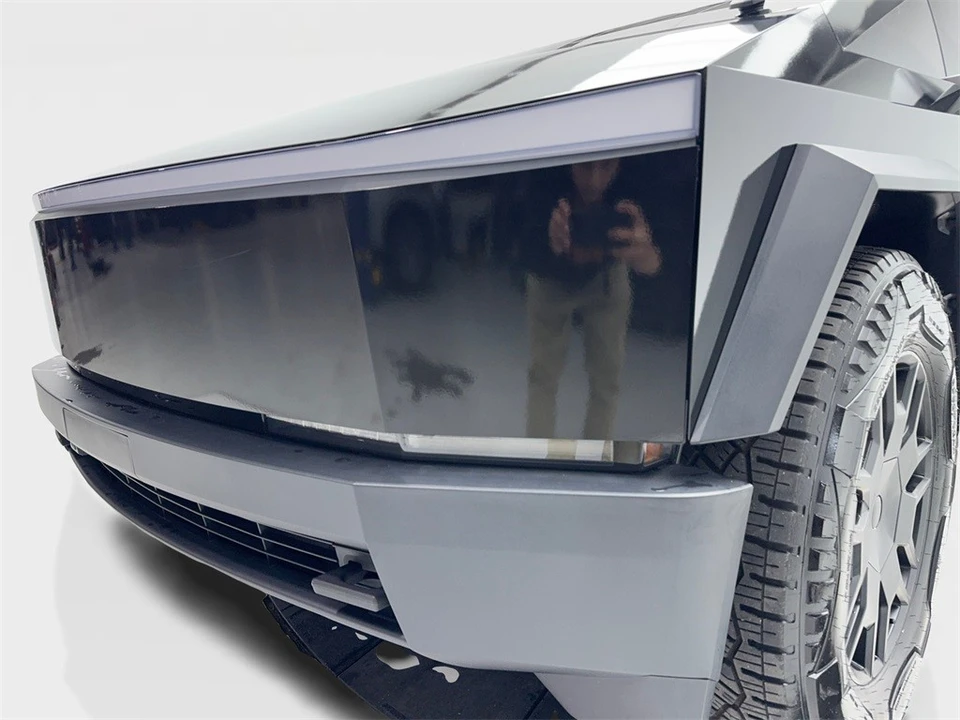 2024 Tesla Cybertruck - Image 5 of 12