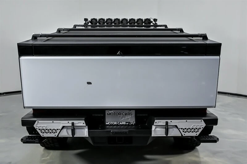 2024 Tesla Cybertruck - Image 11 of 21