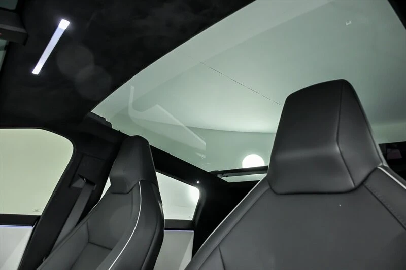 2024 Tesla Cybertruck - Image 21 of 21