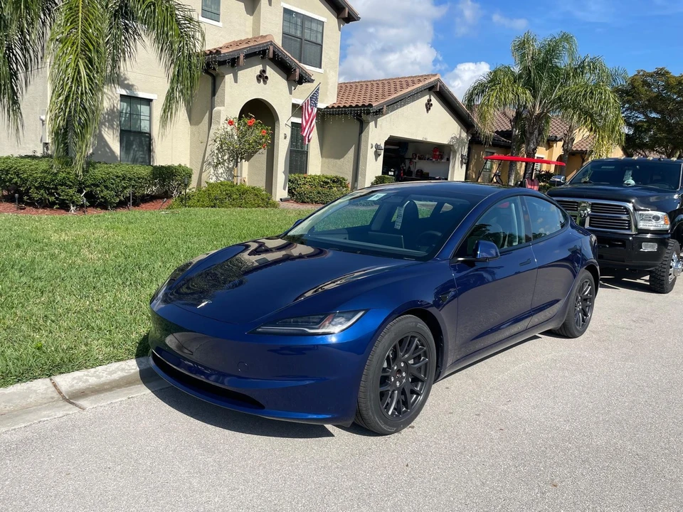 2024 Tesla Model 3 - Image 6 of 21
