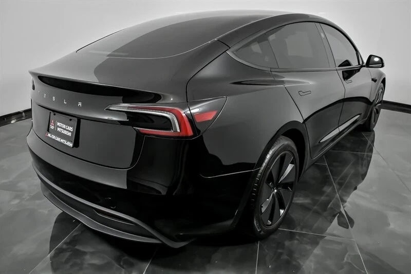 2024 Tesla Model 3 - Image 11 of 21