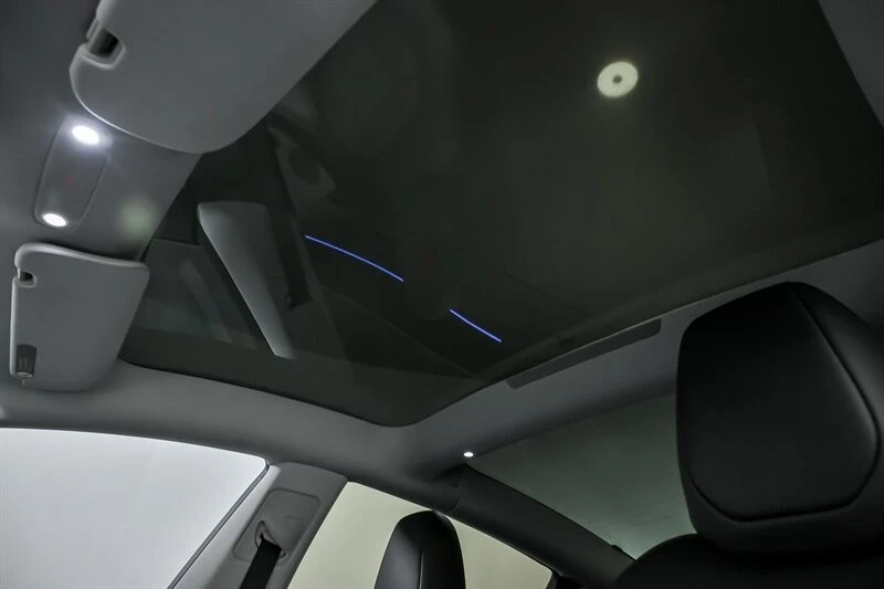 2024 Tesla Model 3 - Image 21 of 21