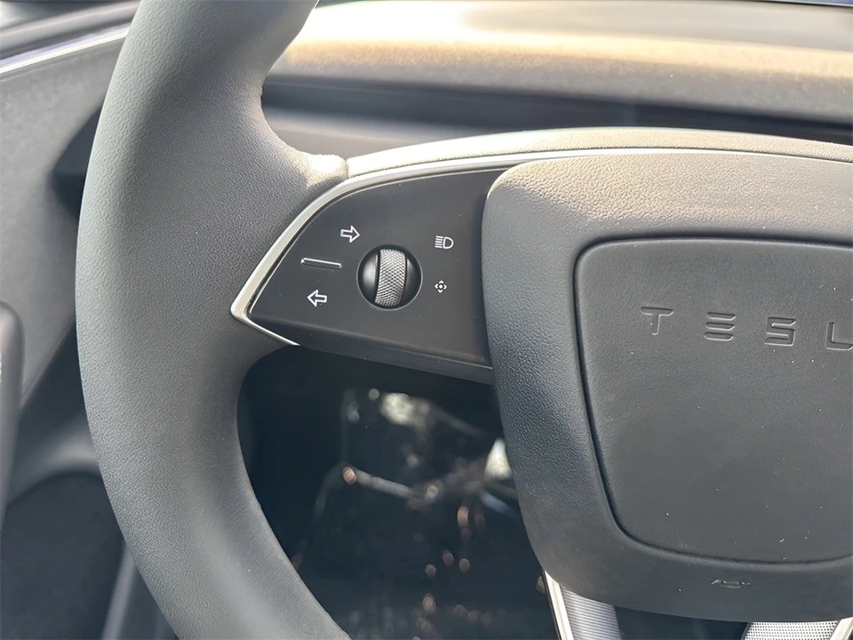 2024 Tesla Model 3 - Image 17 of 21