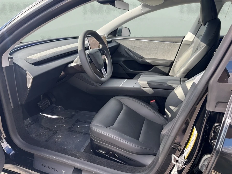 2024 Tesla Model 3 - Image 9 of 12