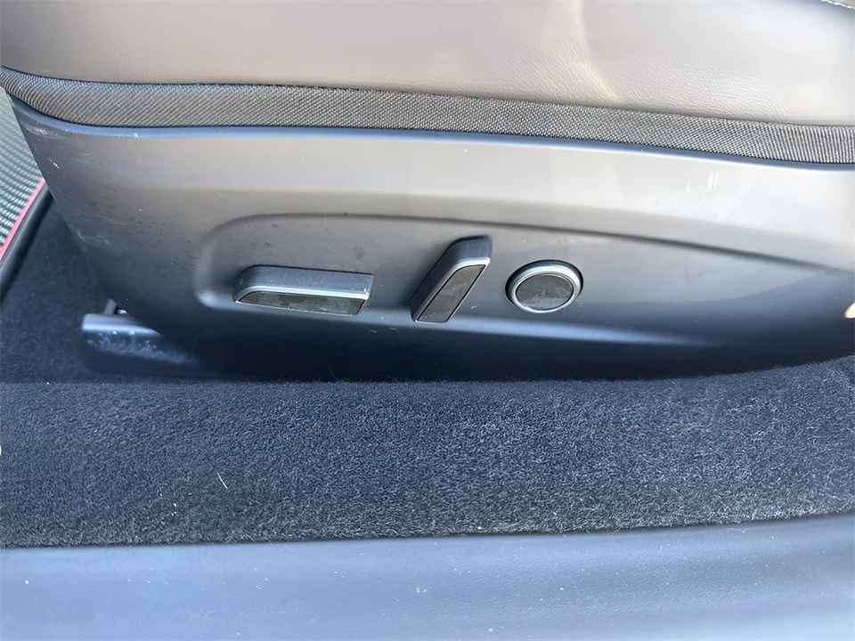 2024 Tesla Model 3 - Image 10 of 12