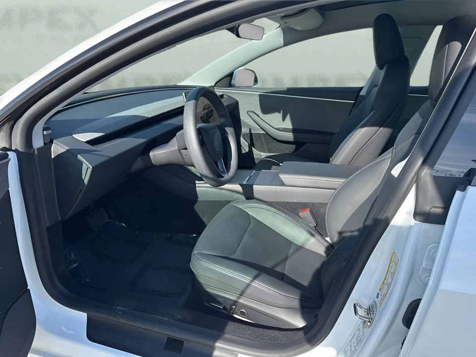 2024 Tesla Model 3 - Image 9 of 12