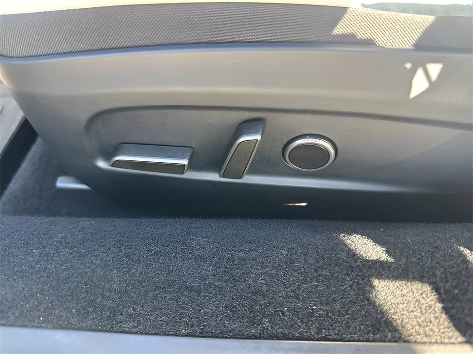 2024 Tesla Model 3 - Image 10 of 12