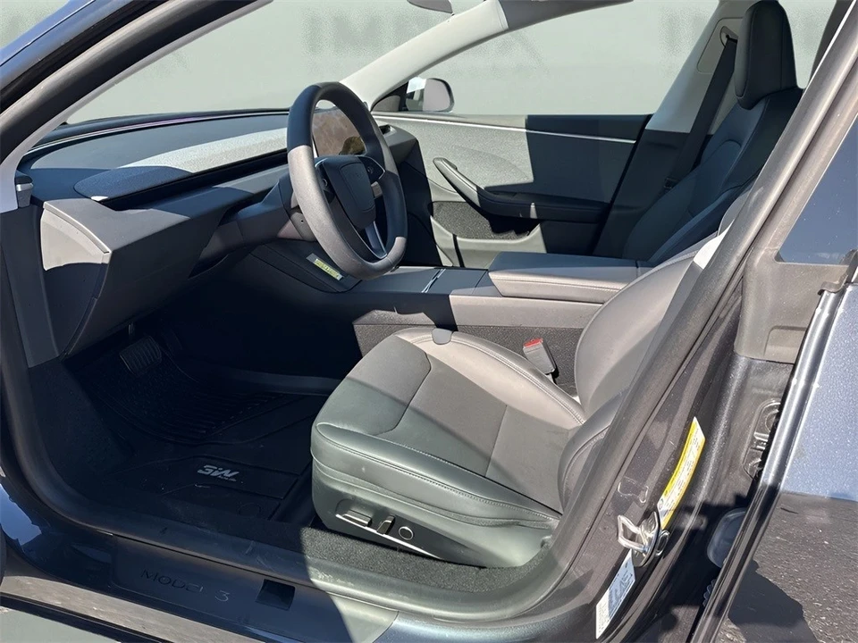 2024 Tesla Model 3 - Image 9 of 12