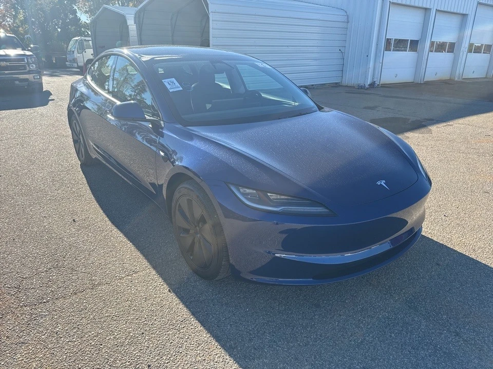 2024 Tesla Model 3 - Image 4 of 6