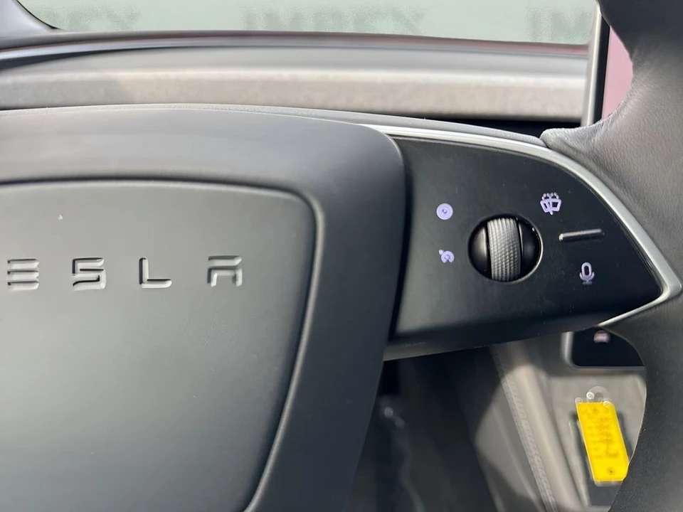 2024 Tesla Model 3 - Image 17 of 31