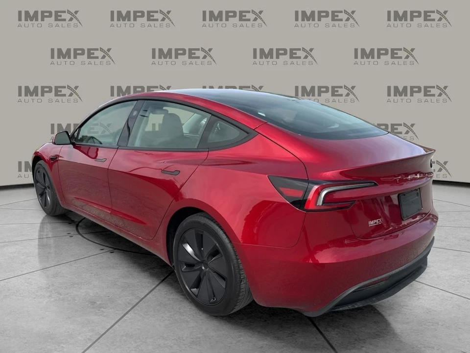 2024 Tesla Model 3 - Image 3 of 31