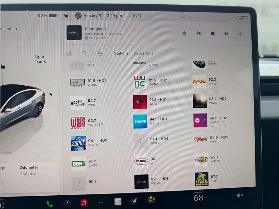 2024 Tesla Model 3 - Image 19 of 31