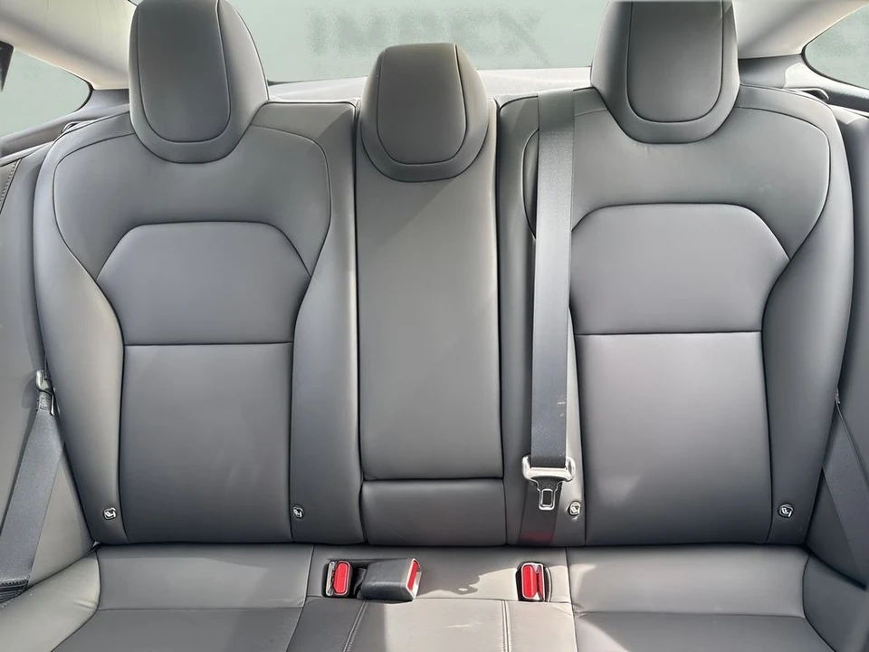 2024 Tesla Model 3 - Image 12 of 31