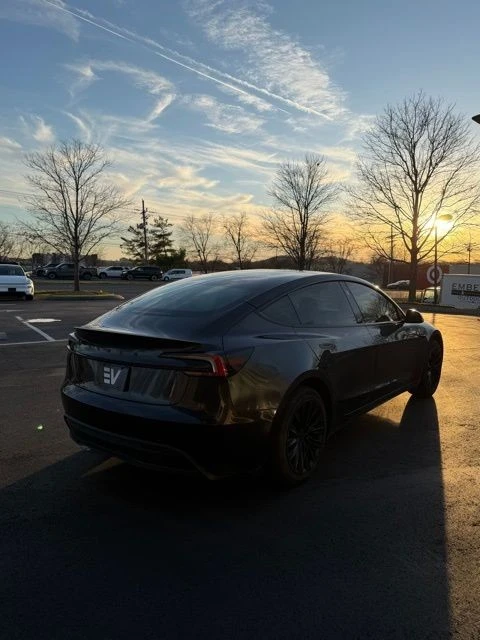 2024 Tesla Model 3 - Image 4 of 14