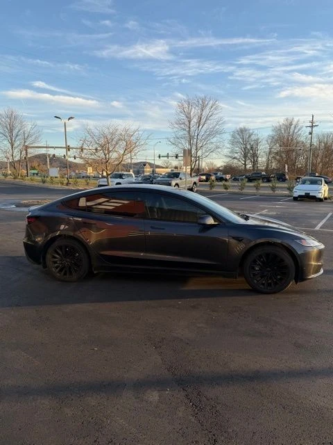 2024 Tesla Model 3 - Image 3 of 14