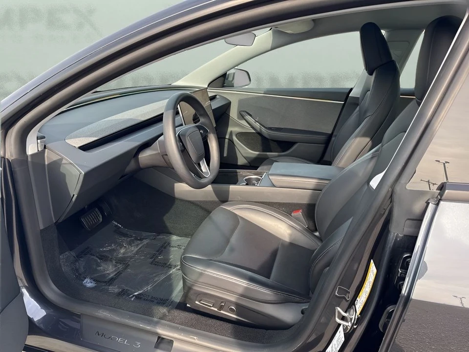 2024 Tesla Model 3 - Image 9 of 21
