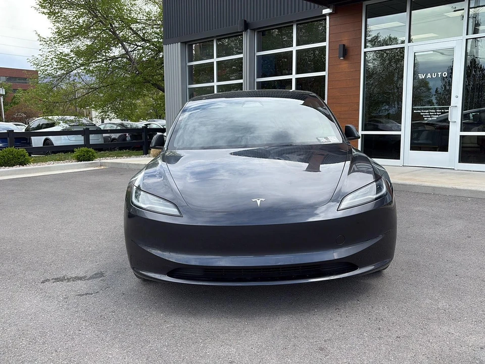 2024 Tesla Model 3 - Image 3 of 21