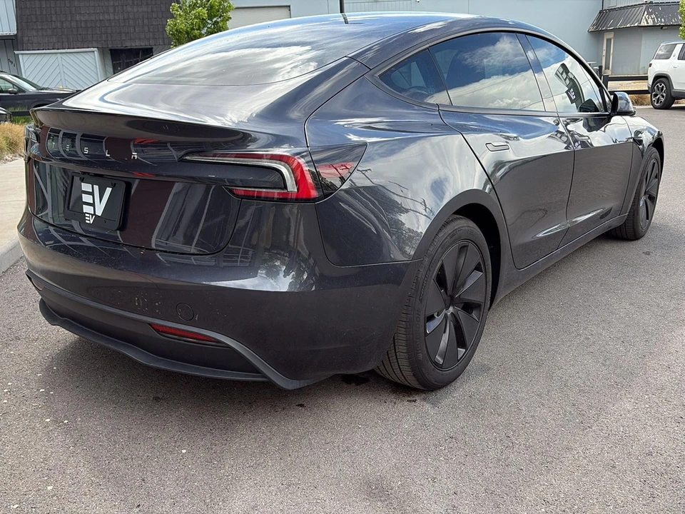 2024 Tesla Model 3 - Image 8 of 21