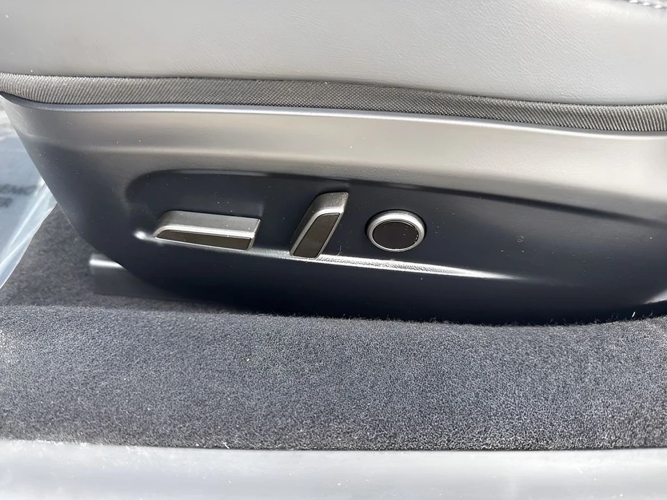 2024 Tesla Model 3 - Image 10 of 21