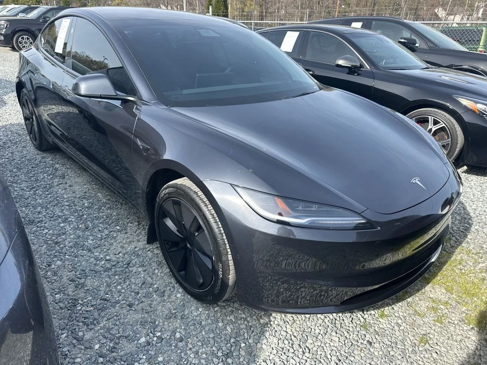 2024 Tesla Model 3 - Image 2 of 7