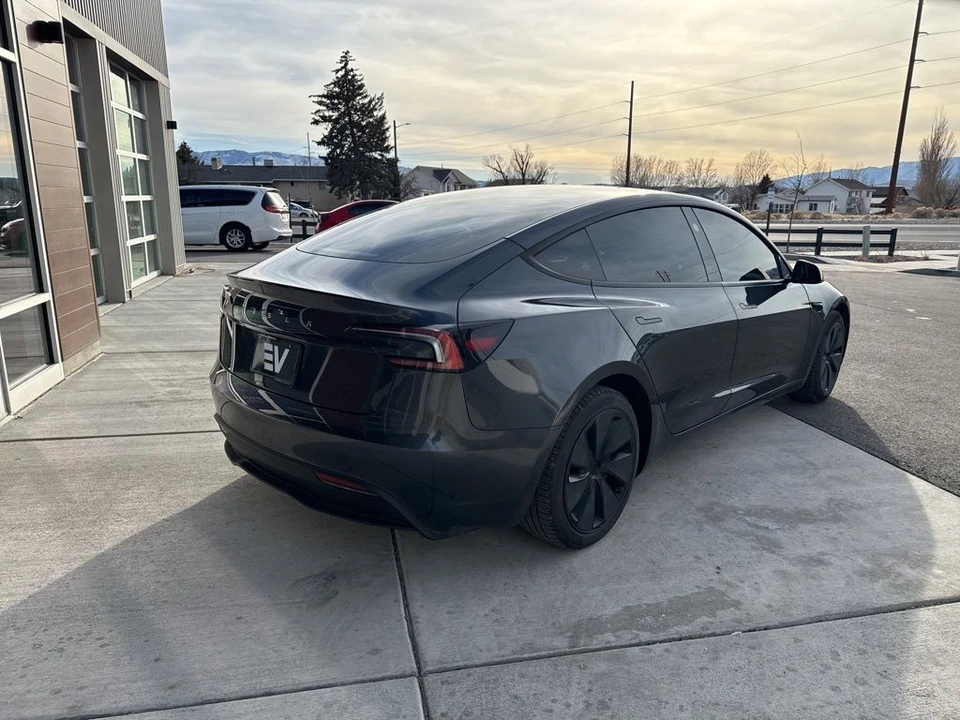 2024 Tesla Model 3 - Image 8 of 21