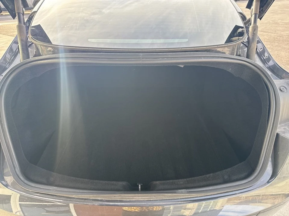 2024 Tesla Model 3 - Image 17 of 21