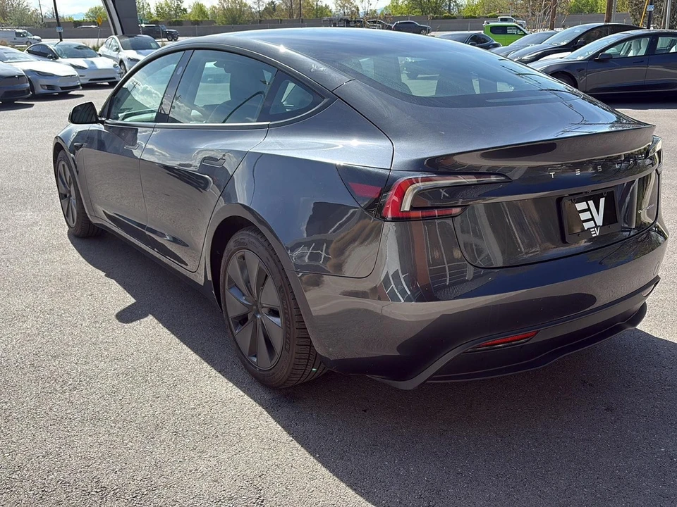2024 Tesla Model 3 - Image 6 of 27