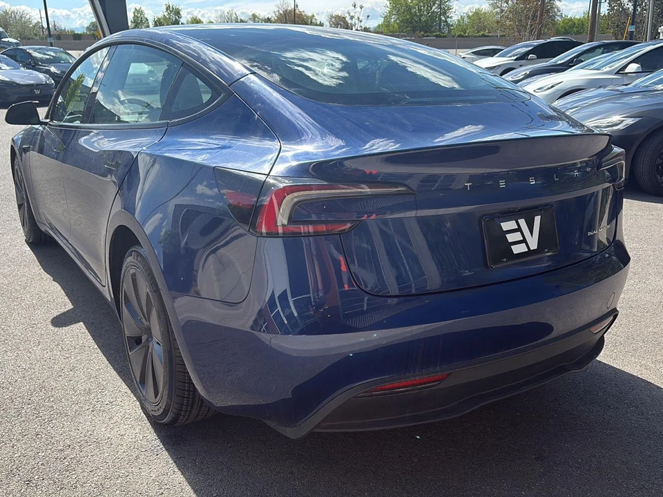 2024 Tesla Model 3 - Image 6 of 21