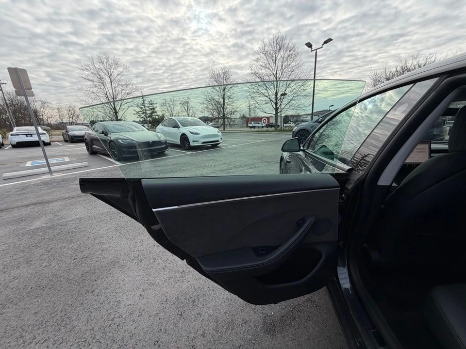 2024 Tesla Model 3 - Image 9 of 14