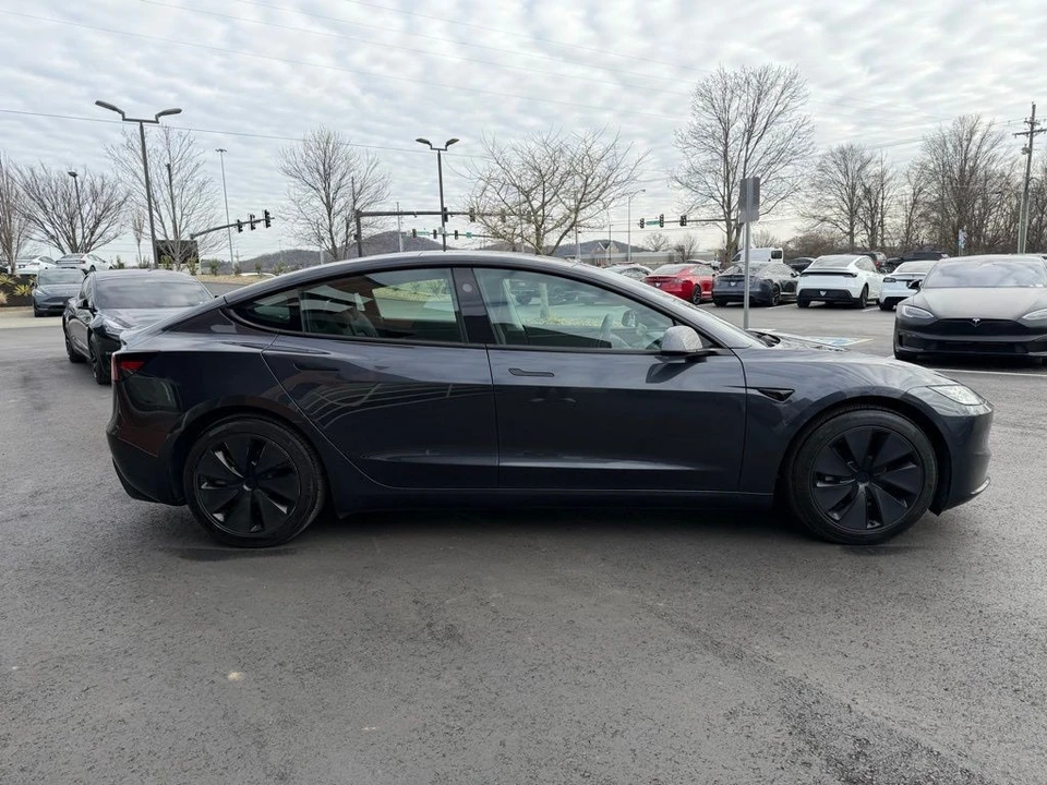 2024 Tesla Model 3 - Image 4 of 14