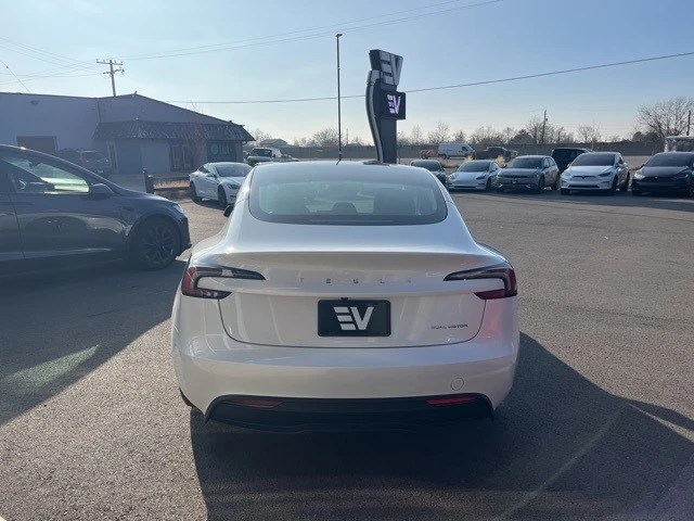 2024 Tesla Model 3 - Image 4 of 21