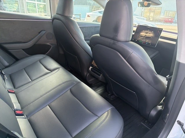 2024 Tesla Model 3 - Image 17 of 21