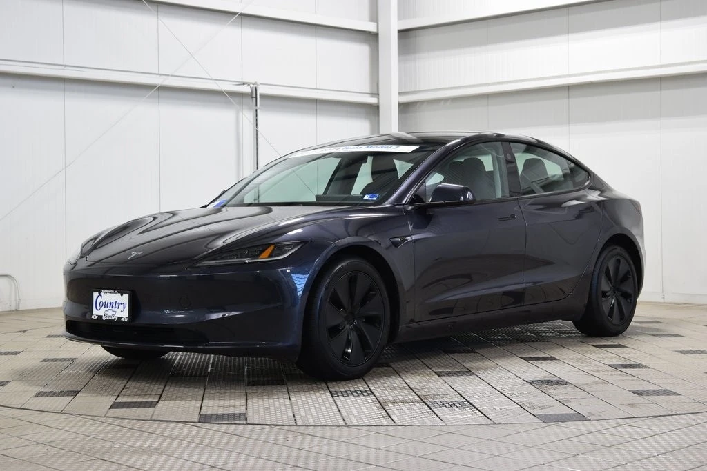2024 Tesla Model 3 - Image 3 of 12
