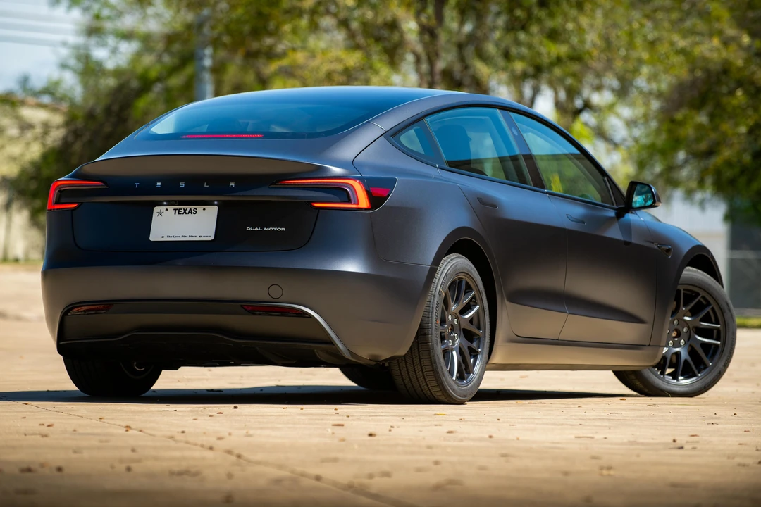 2024 Tesla Model 3 - Image 10 of 31