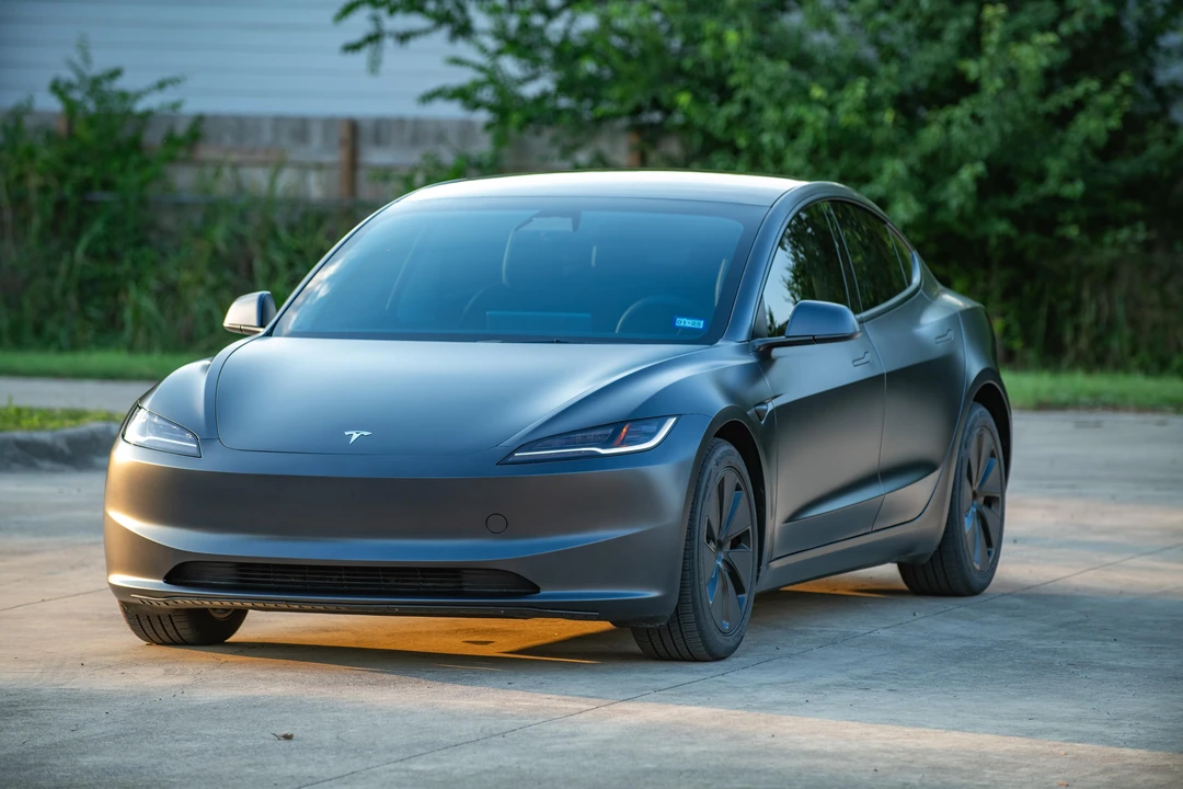 2024 Tesla Model 3 - Image 6 of 31