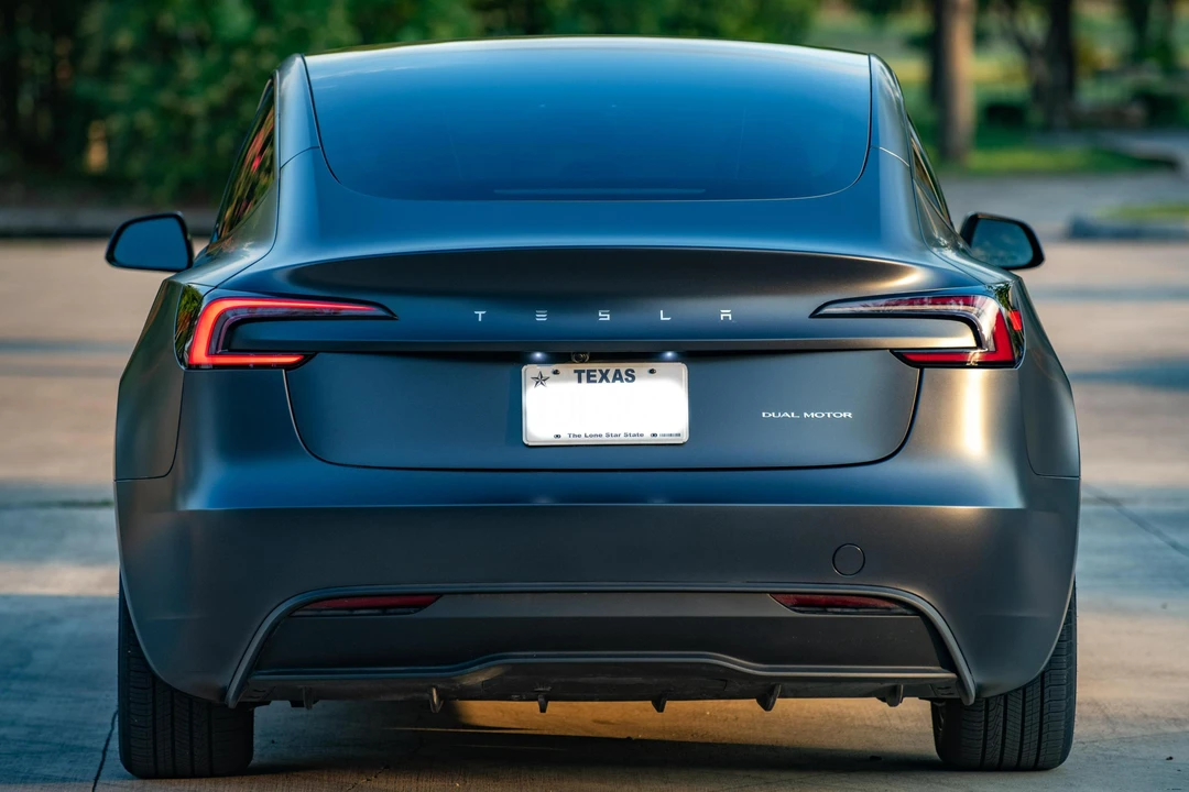 2024 Tesla Model 3 - Image 5 of 31