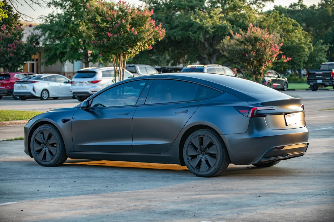 2024 Tesla Model 3 - Image 8 of 31