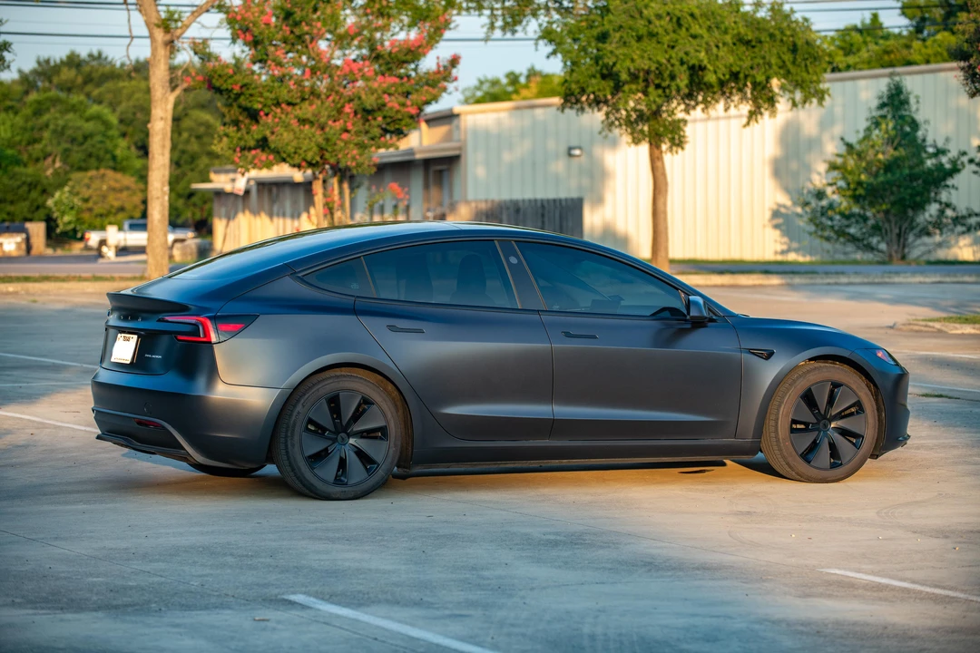 2024 Tesla Model 3 - Image 12 of 31