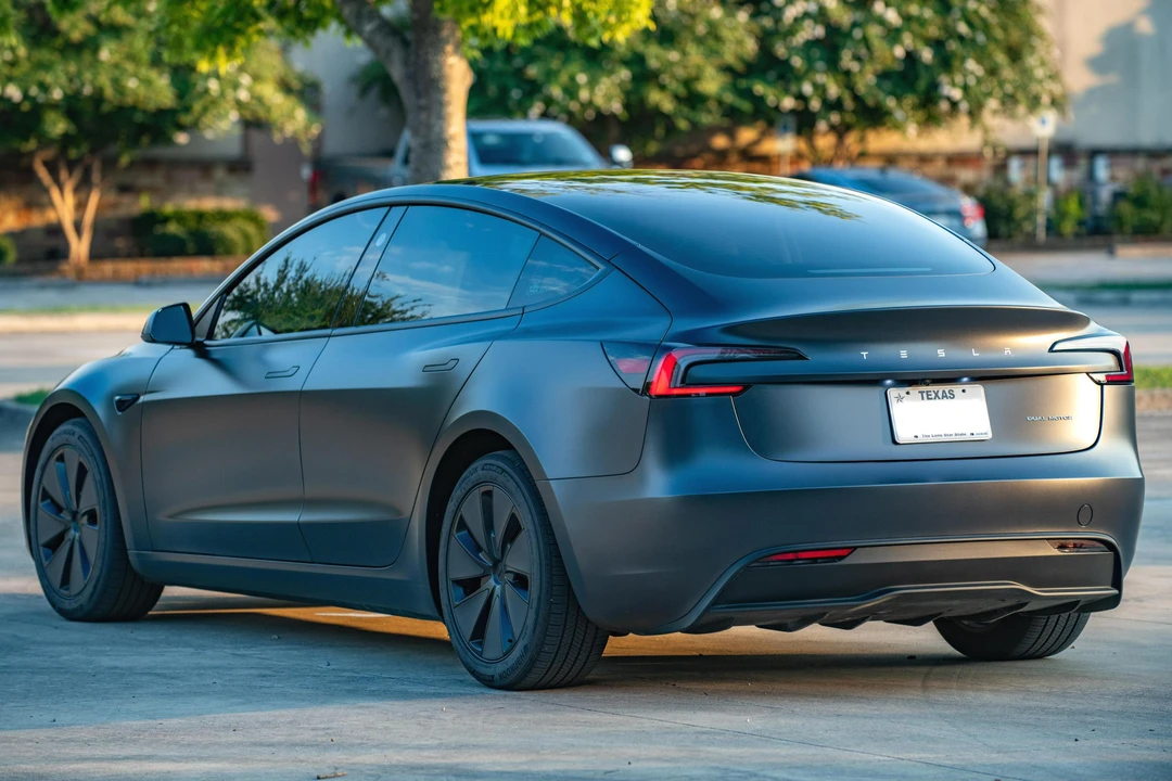 2024 Tesla Model 3 - Image 4 of 31