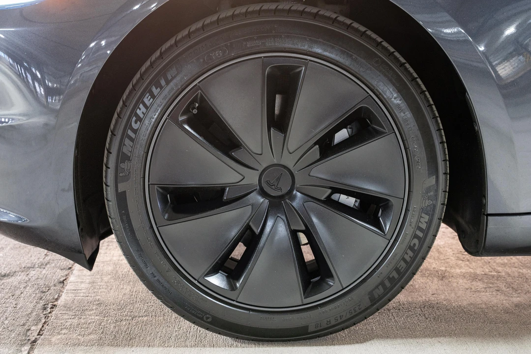 2024 Tesla Model 3 - Image 23 of 31