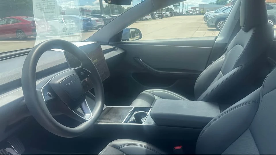 2024 Tesla Model 3 - Image 5 of 6