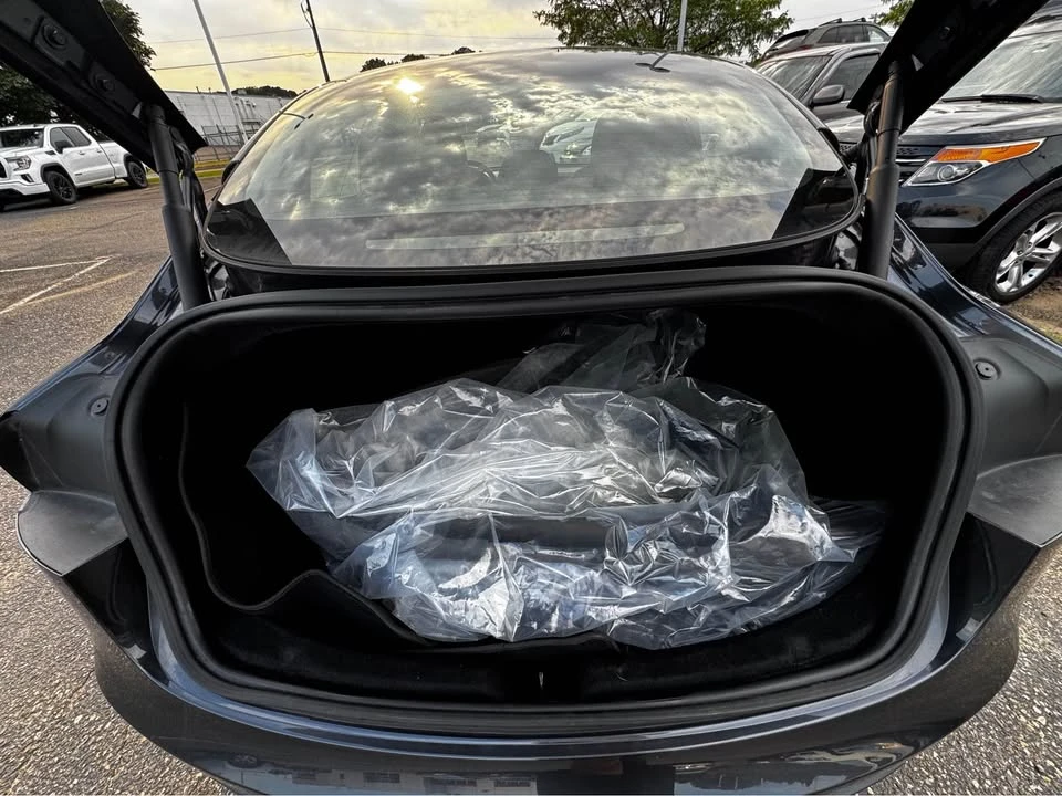 2024 Tesla Model 3 - Image 4 of 12