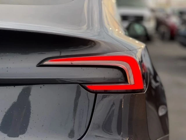 2024 Tesla Model 3 - Image 10 of 21