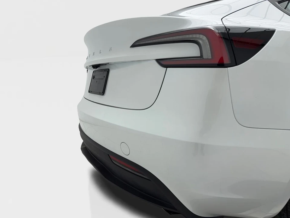 2024 Tesla Model 3 - Image 4 of 21