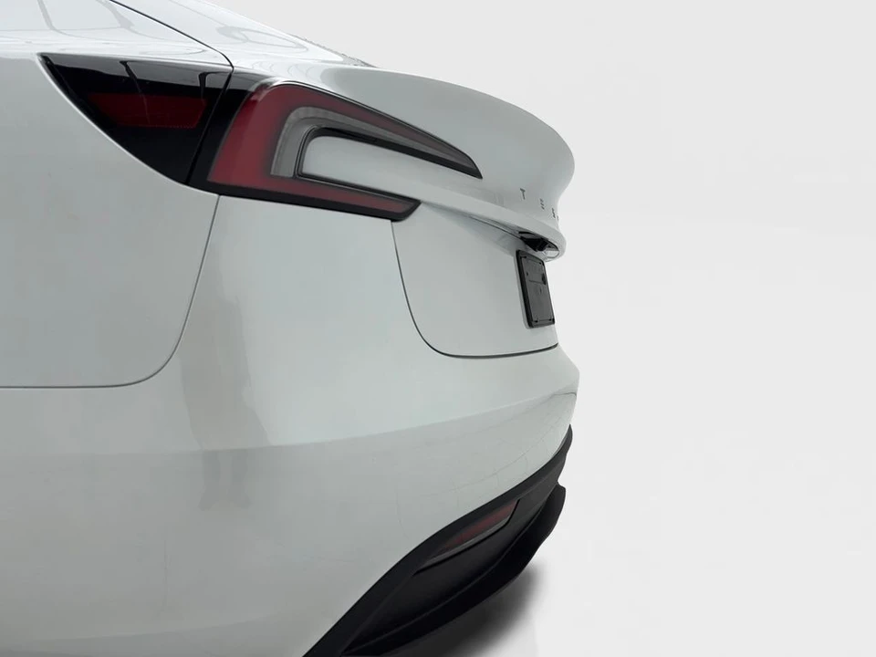 2024 Tesla Model 3 - Image 5 of 21