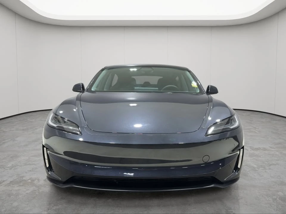 2024 Tesla Model 3 Performance - Image 8 of 20