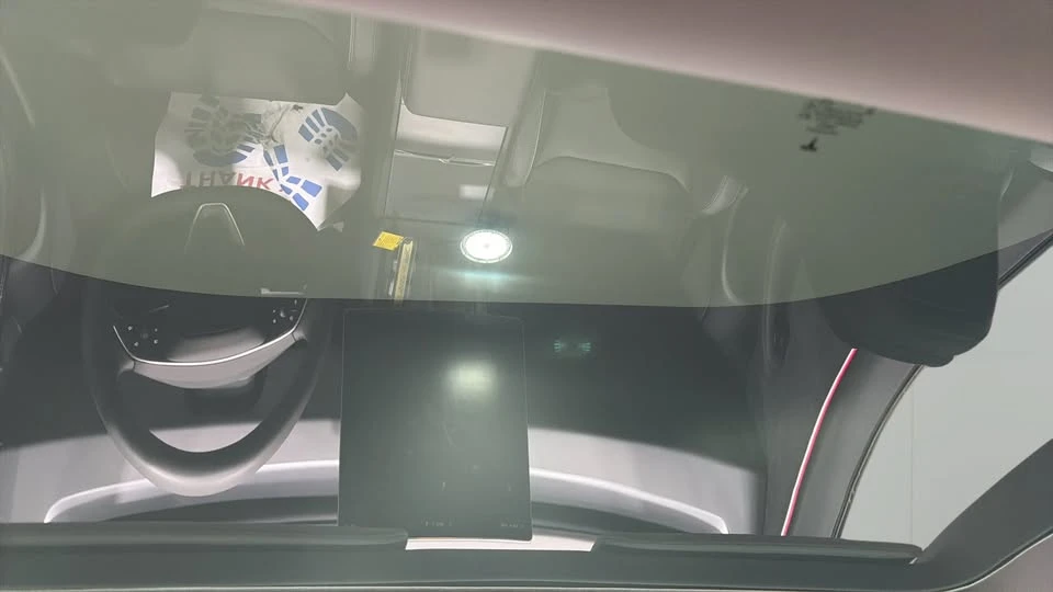 2024 Tesla Model 3 Performance - Image 17 of 20
