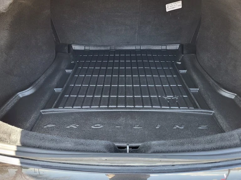 2024 Tesla Model 3 Performance - Image 15 of 16