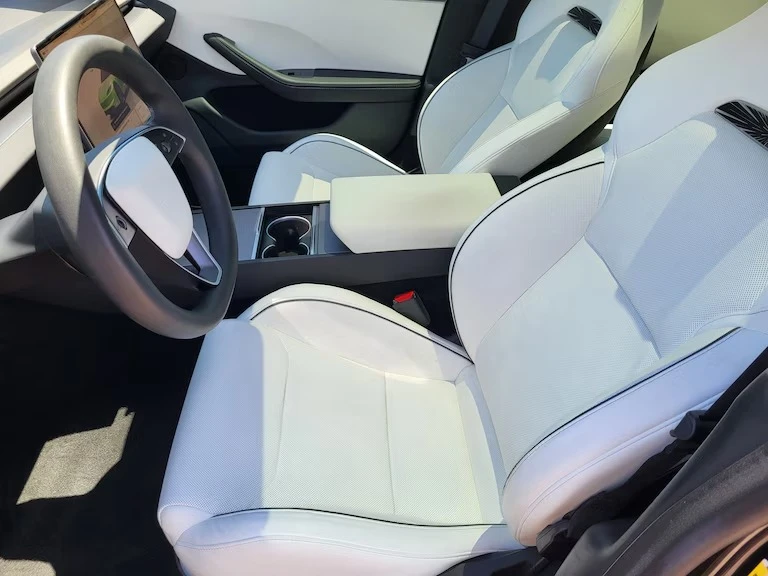 2024 Tesla Model 3 Performance - Image 12 of 16